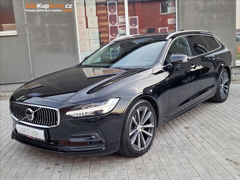 Volvo V90 B4 AWD Momentum Pro Auto,1Maj - fotografie inzerátu