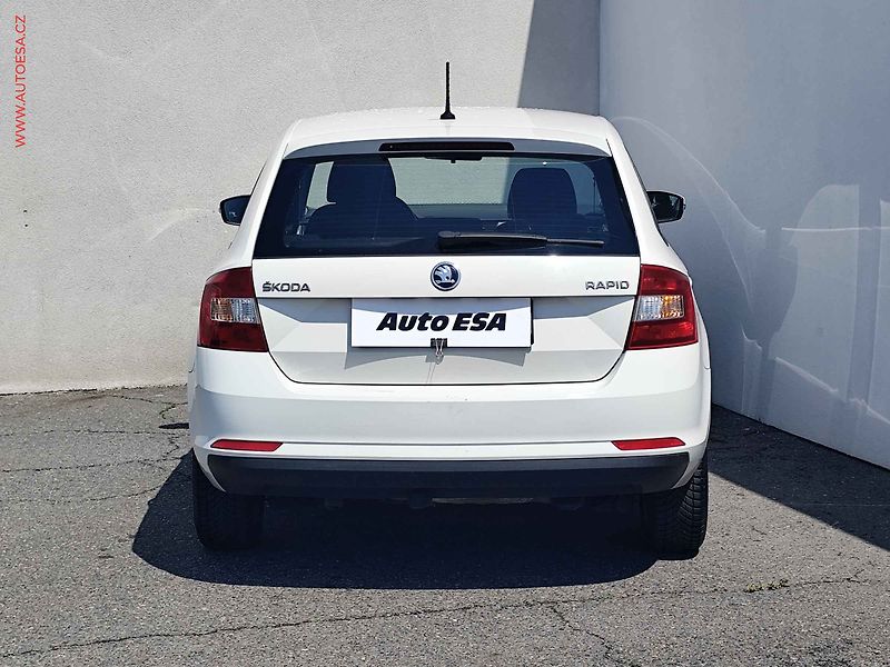 Škoda Rapid (2016) 1.4 TDi, ČR, AC, STK6/28 - fotka 5 z 19
