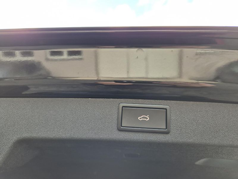 Škoda Enyaq 150kw, iV80 19ALU TZ SOH 92% - fotka 43 z 48