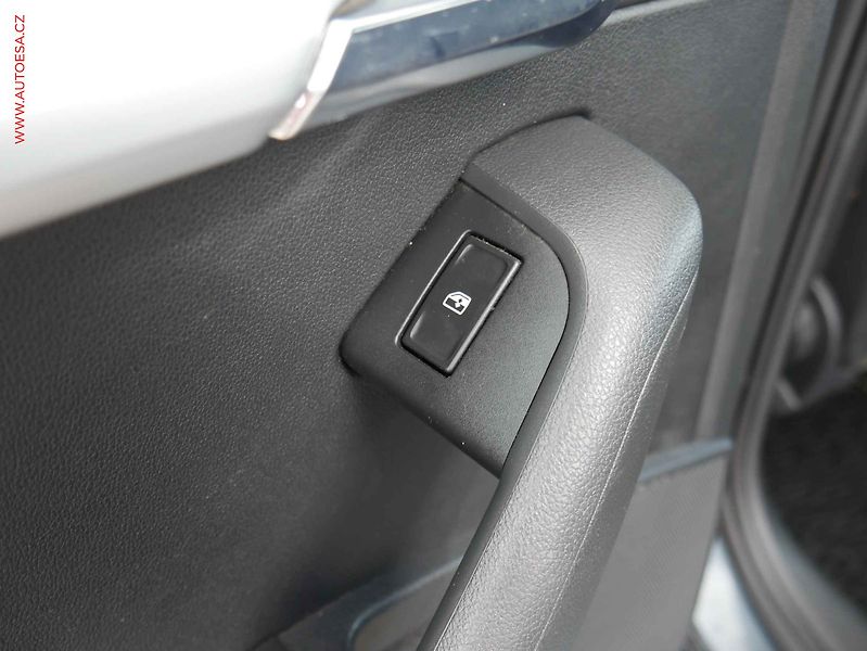 Škoda Octavia (2017) 1.6 TDI, ČR, Ambition, TZ - fotka 12 z 18