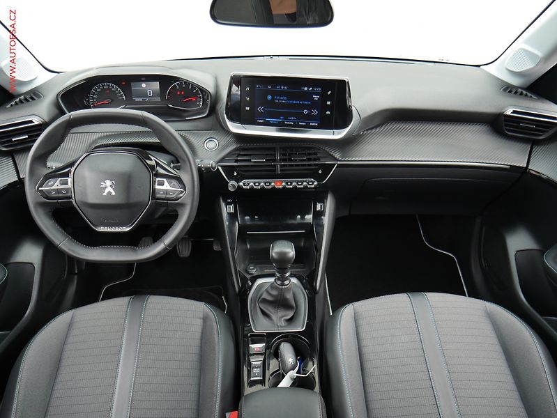 Peugeot 208 (2021) 1.2PT, Allure, LED, navi - fotka 8 z 20