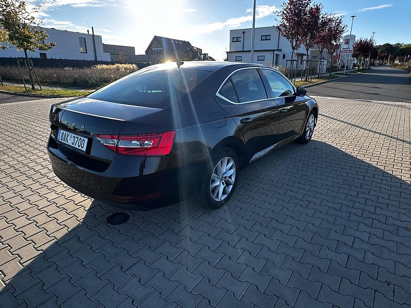 Škoda Superb (2020) - fotka 7 z 10