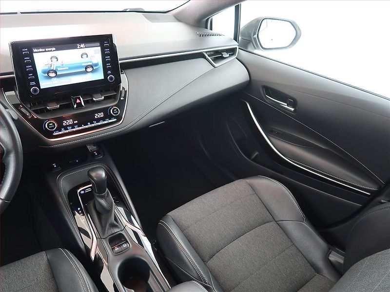 Toyota Corolla (2021) Style 1.8 Hybrid - fotka 8 z 22