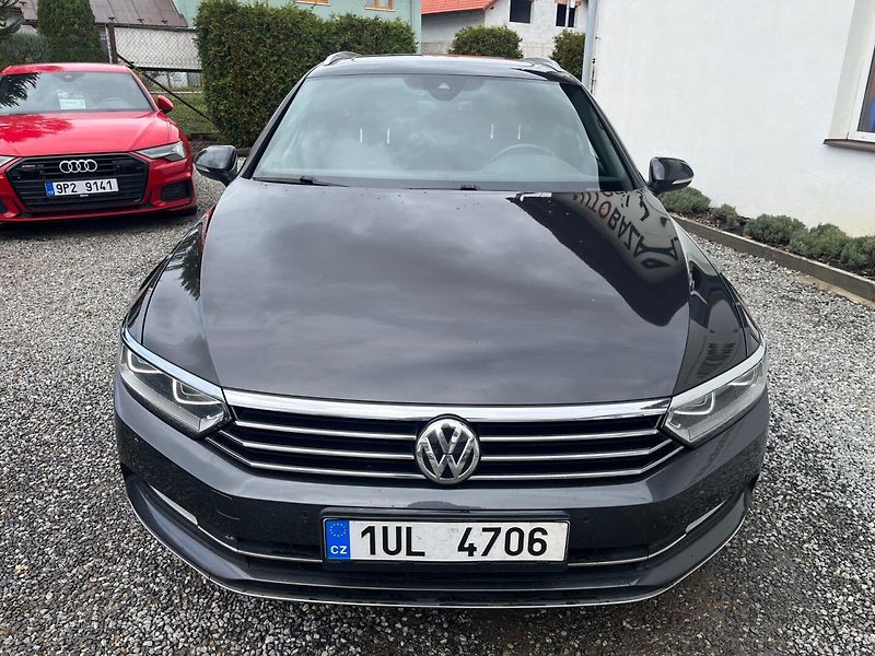 Volkswagen Passat (2017) 2.0 TDI R-Line LED , NAVI - fotka 6 z 14