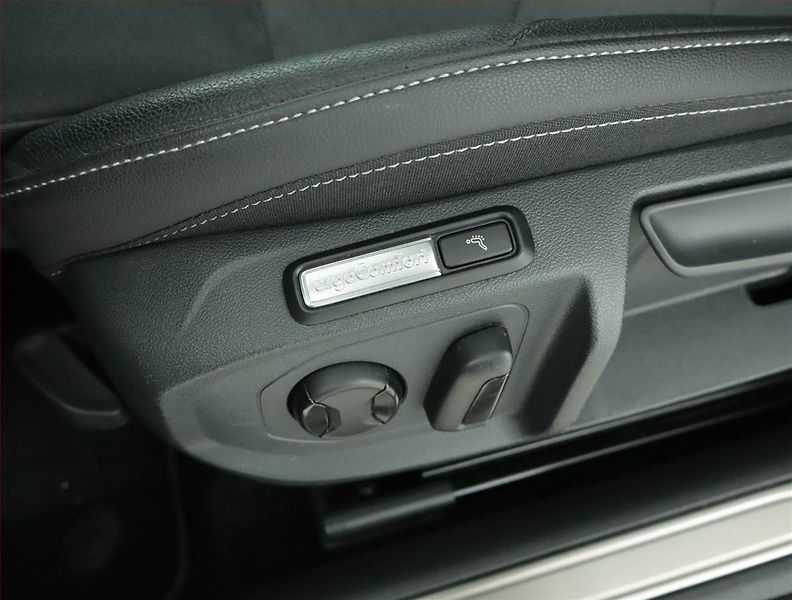 Volkswagen Arteon (2021) R-line 2.0 TDI - fotka 18 z 18