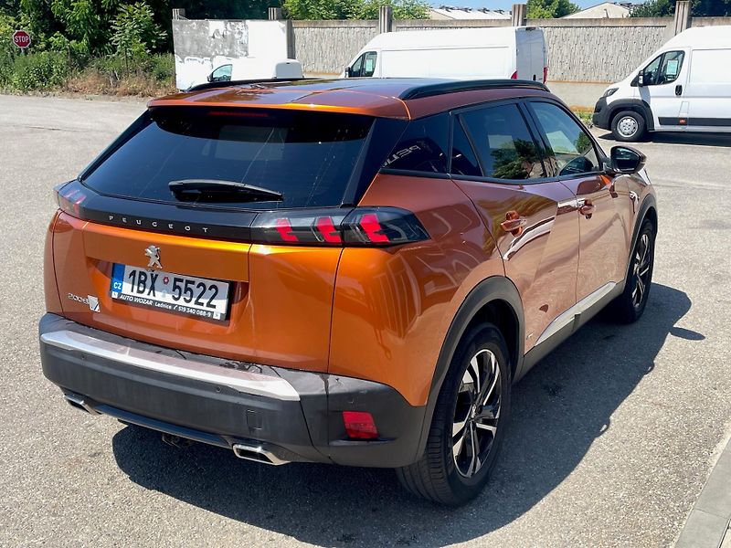 Peugeot 2008 (2020) Allure1,2 PuireTech 130k Mna6 - fotka 3 z 7