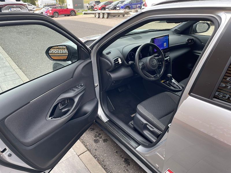 Toyota Yaris Cross MY25 1.5 TNGA HEV - fotka 14 z 30