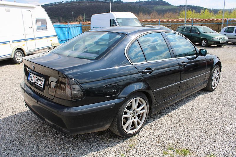 BMW Řada 3 (2003) 320i KLIMA EL.OKNA ALU - fotka 7 z 16