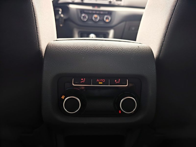 Seat Alhambra (2017) 2.0 TDi Reference DSG Tempomat - fotka 29 z 41