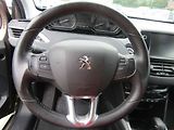 Peugeot 2008 (2017) 1.2 i, 1.maj,ČR, AC, výhřev - náhled 15