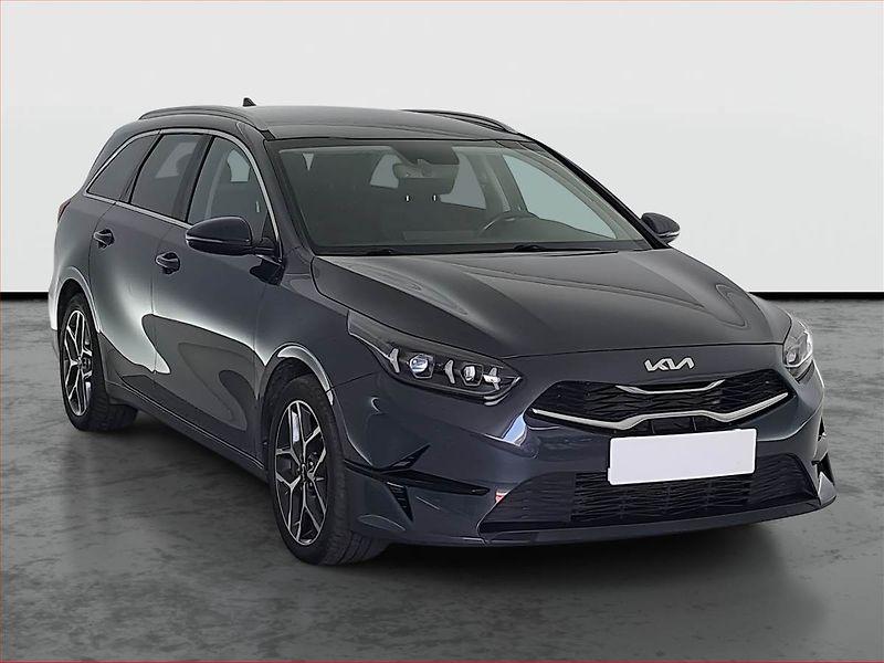 Kia Ceed (2023) Top 1.5 T-GDI, ČR,1.maj - fotografie inzerátu