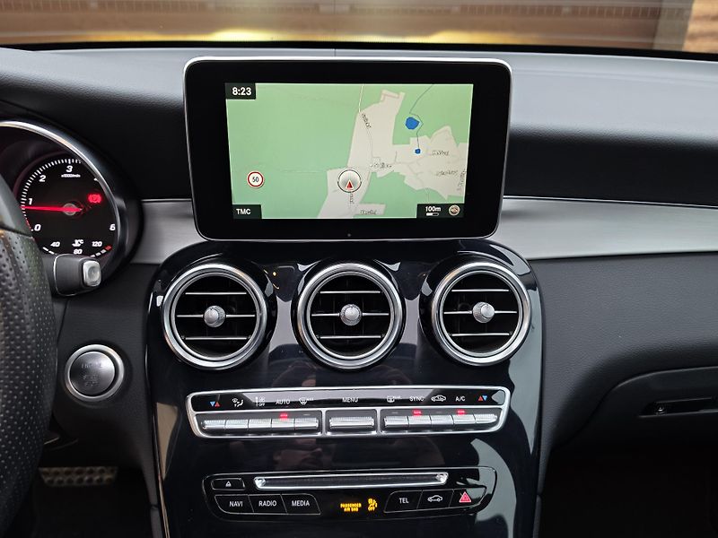 Mercedes-Benz GLC 350CDi 190kW 4MATIC*PANORAMA* - fotka 21 z 53