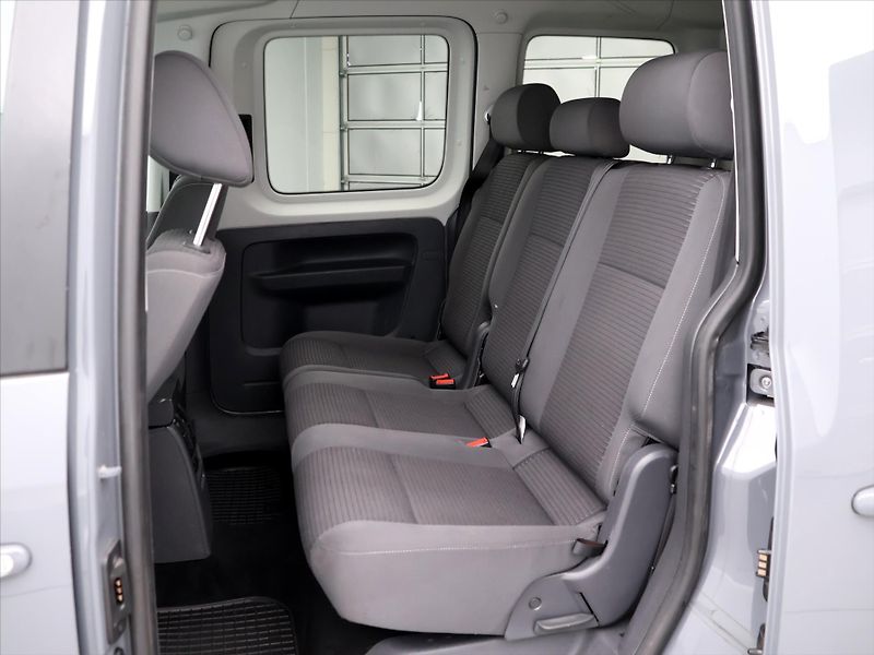 Volkswagen Caddy 2,0 TDI 81kW 4Motion 1.Majitel - fotka 14 z 33