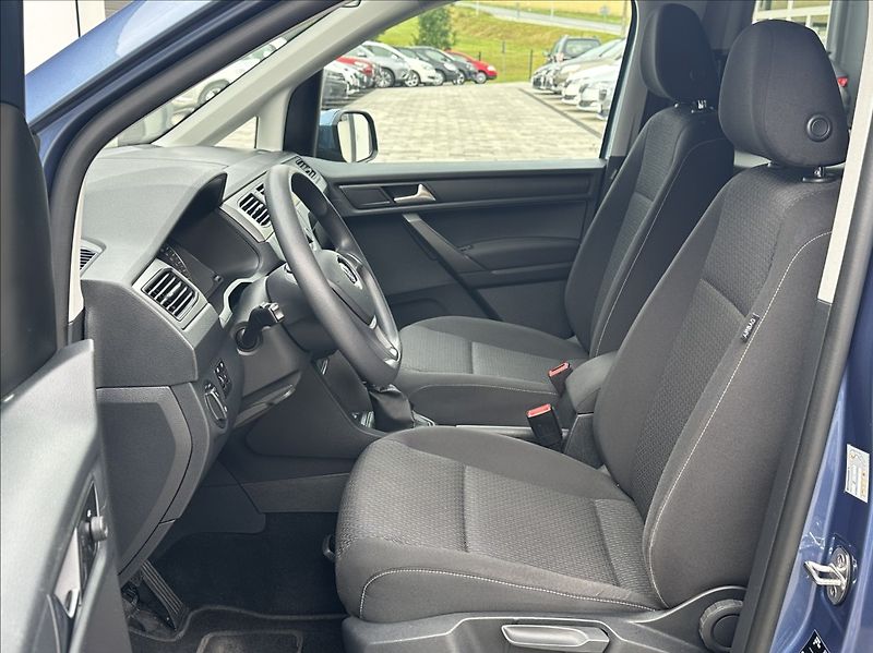 Volkswagen Caddy 2,0 TDI 122PS  Maxi Trend-7 4x - fotka 11 z 50