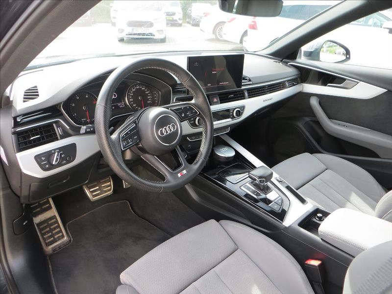 Audi A4 Avant 3,0 TDI 210kW S line qua - fotka 15 z 31