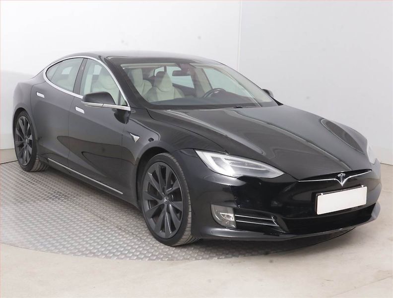 Tesla Model S (2019) 100D, SoH 88% - fotografie inzerátu