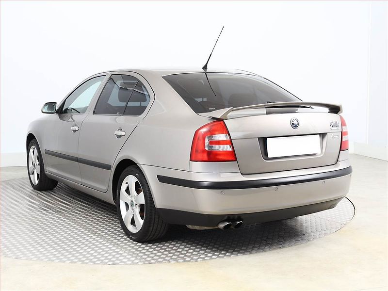 Škoda Octavia (2007) 2.0 TDI, Serv.kniha, nová STK - fotka 4 z 11