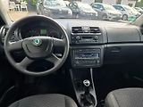 Škoda Fabia (2010) 1.2 TSI Serviska - náhled 16