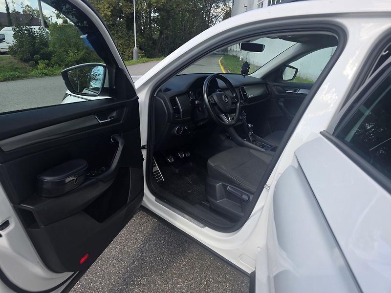 Škoda Kodiaq (2017) 2.0 TDi 110kw tažné  - fotka 12 z 24