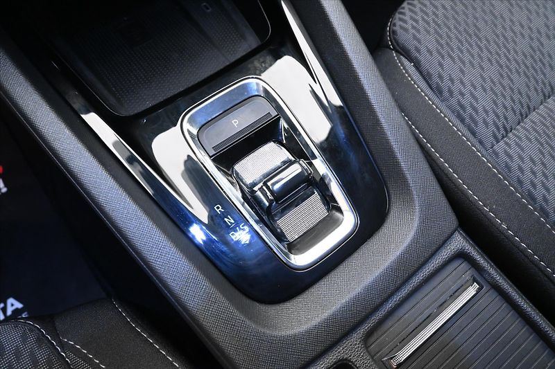 Škoda Octavia 2,0 TDI 110 KW DSG STYLE Záruk - fotka 23 z 31