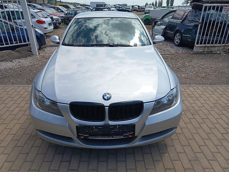 BMW Řada 7 (2006) 2.0 95kw - fotka 5 z 49