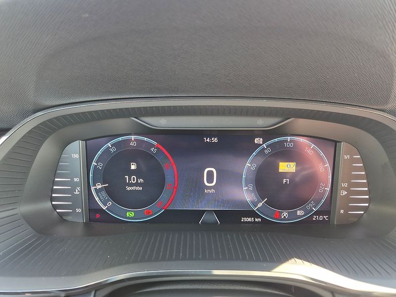 Škoda Octavia Combi 2,0 TDI DSG 110kW Style - fotka 15 z 28
