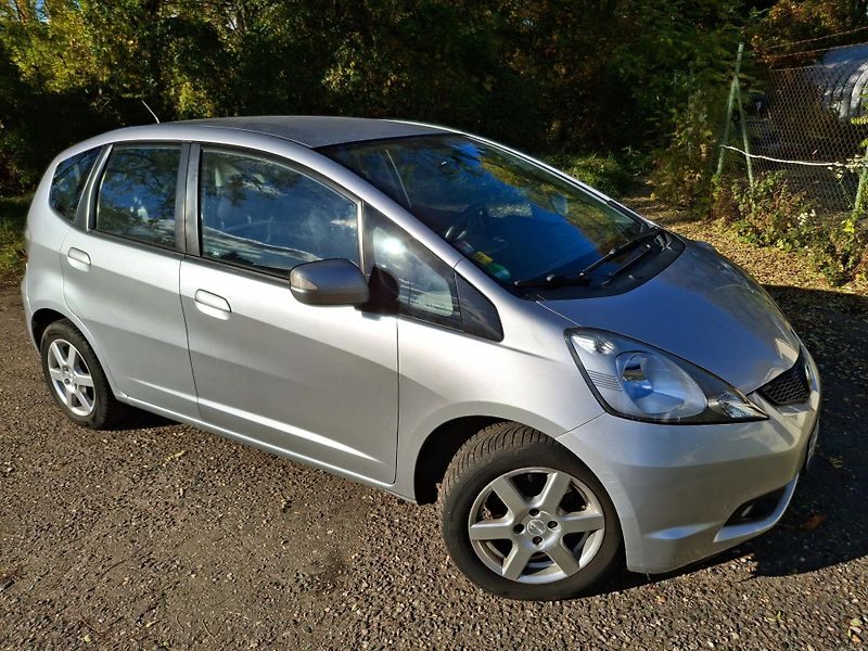 Honda Jazz 1.2 benzin Elegance 1. majitel - fotka 11 z 26