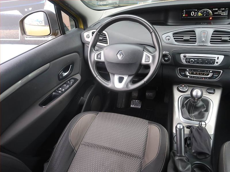 Renault Scénic (2013) xMod Expression 1.5 dCi - fotka 7 z 16