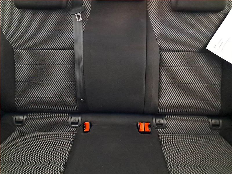 Škoda Octavia (2015) Ambition 1.4 TSI, ČR,1.maj - fotka 10 z 16