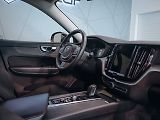 Volvo XC60 B4 AWD Momentum Pro - náhled 23