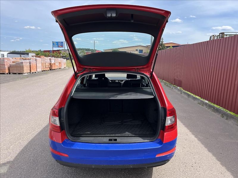 Škoda Octavia 1,6 TDi AMBIENT KLIMA STK 1/28 - fotka 31 z 34