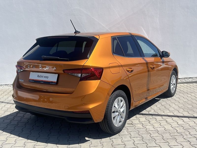 Škoda Fabia Top Selection 1.0 TSi 85 kW - fotka 3 z 28