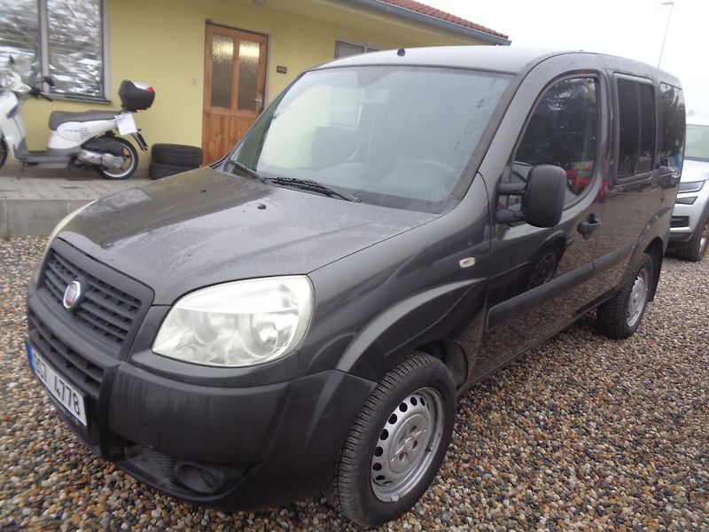 Fiat Dobló 1,4 - fotka 2 z 11
