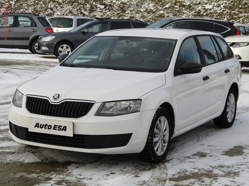 Škoda Octavia (2013) 1.6TDi, 2.maj,ČR, AC, STK10 - fotka 3 z 14