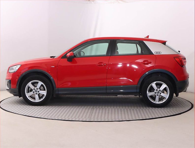 Audi Q2 (2017) 1.4 TFSI, Automat, Serv.kniha - fotka 3 z 23