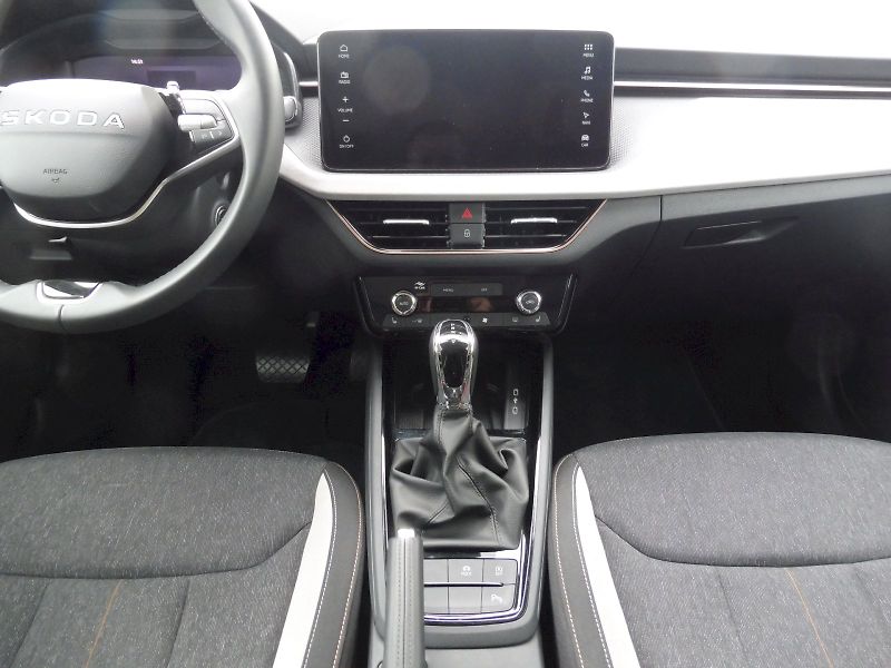 Škoda Kamiq (2025) Top Selection 1,0 TSI 85kW DSG - fotka 11 z 30