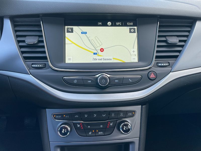 Opel Astra (2020) ST 1.2 turbo 96kW! Navi! - fotka 15 z 35