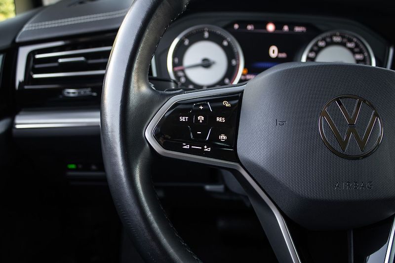 Volkswagen Touareg - fotka 23 z 26