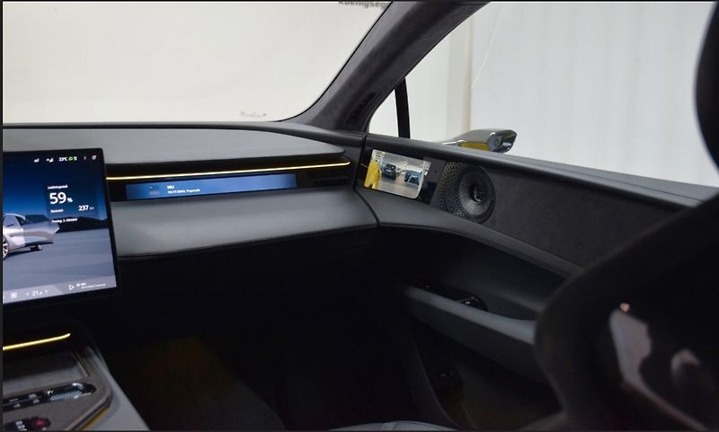 Lotus Ostatní Emeya R 918hp 102kWh AWD Pano - fotka 14 z 28