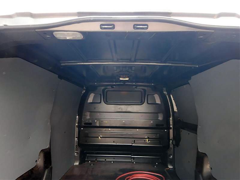 Peugeot Expert (2021) e-Expert 50 kWh Premium - fotka 6 z 11