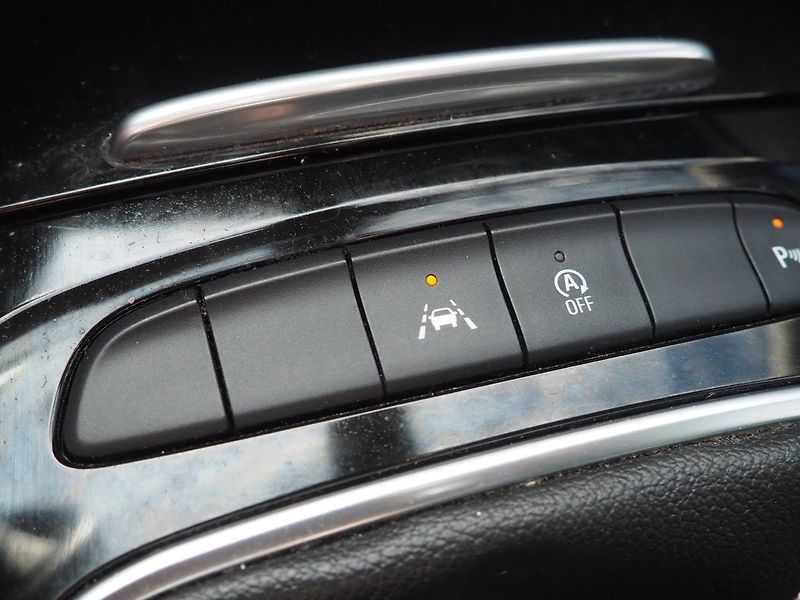 Opel Insignia (2018) Turbo D4x4, 125 kW - fotka 38 z 43
