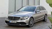 Dnes je u Mercedesů klasických řad používána buď elegantní maska s hvězdou na kapotě