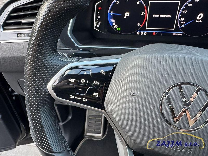 Volkswagen Tiguan Allspace R-line 2.0TDI 147kw 4x4 DSG - fotka 16 z 51