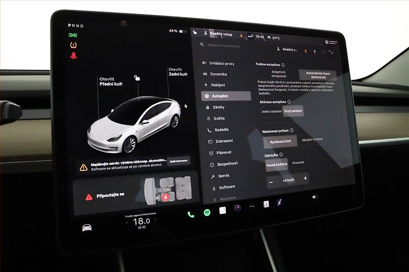 Tesla Model 3 (2019) Long Range 4WD 78kWh, SoH 82% - fotka 18 z 20