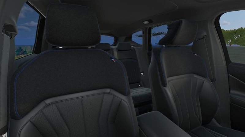 BMW X3 iX3 40 - fotka 11 z 14