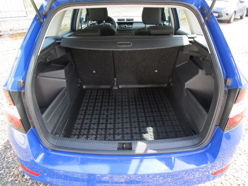 Škoda Fabia 1,0 TSI-70KW-ZÁNOVNÍ STK+OLEJ - fotka 6 z 12