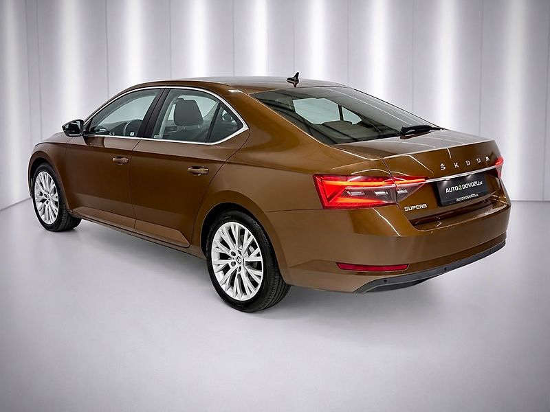 Škoda Superb 2.0TSI 140KW DSG STYLE, ACC, K - fotka 4 z 27