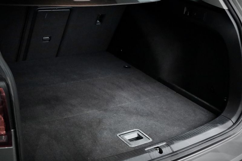 Volkswagen Golf 7 Variant 1.4 TSI 92 kW - fotka 36 z 36