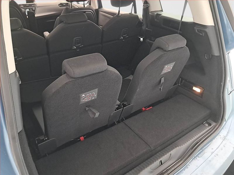 Citroën C4 Picasso (2014) 1.6 HDi, 7 míst, Navi - fotka 20 z 21