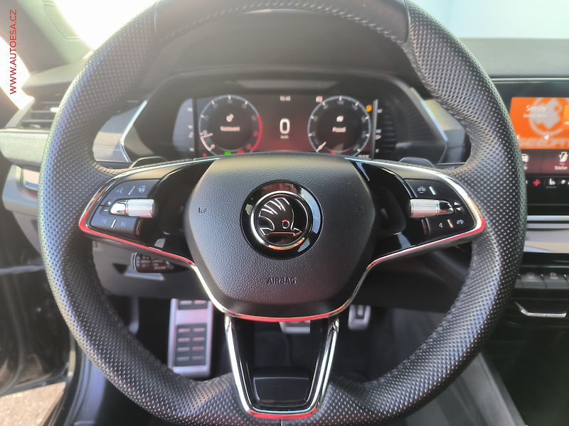 Škoda Octavia (2022) 2.0 TSi 4X4, ČR, SportLine - fotka 22 z 30